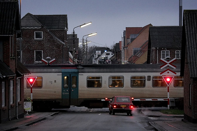 Bommene ved jernbaneoverskæringen på Thylandsgade.